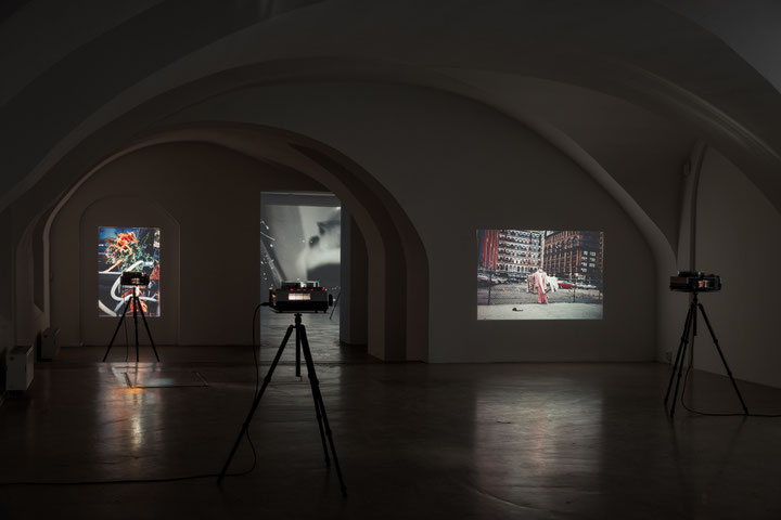 <i>Curtis Cuffie’s New York City</i> Installationsansicht, Grazer Kunstverein, 2024 Courtesy: Grazer Kunstverein, Carol Thompson, Katy Abel und Galerie Buchholz. Foto: kunst-dokumentation.com