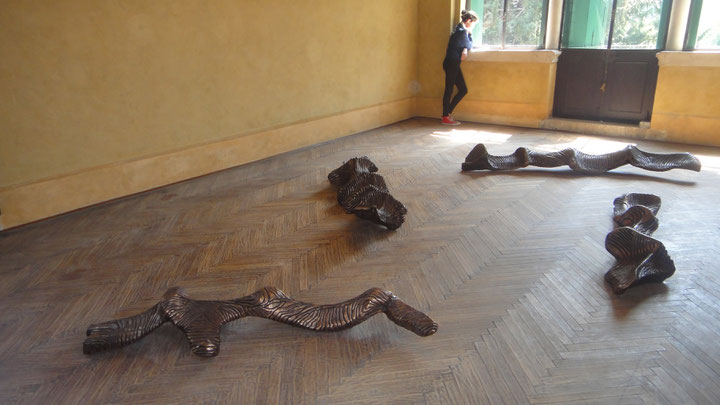 Anatoly Osmolovsky, <i>Rot Front – Leftover</i>, 2010, five parts; bronze