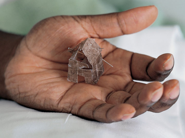 Donald Rodney, <i>In the House of My Father</i>, Fotografie, 1997, © The Donald Rodney Estate