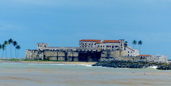 Elmina Castle holds UNESCO World Heritage status, and is deeply entrenched in the local, national, and global economic and memorial landscape of the trans-Atlantic human trade. Photo: Fazil Moradi, June 2023