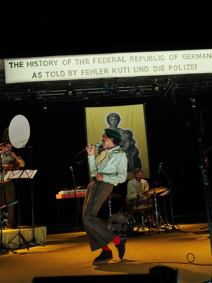 <i>The History of the Federal Republic of Germany as told by Fehler Kuti und die Polizei – A Concert Performance</i>, Münchner Kammerspiele, 2020, Photo: Julian Baumann