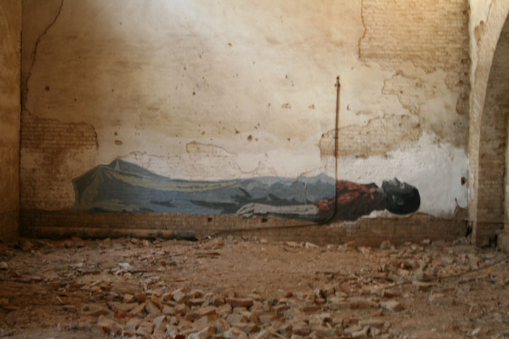 Nikolay Oleynikov, <i>Is Worker Asleep?</i>, mural, 2005-2011